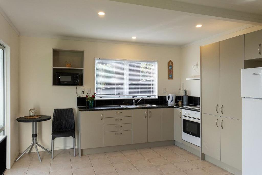 Doubtless Bay Retreat Apartment Купърс Бийч Екстериор снимка